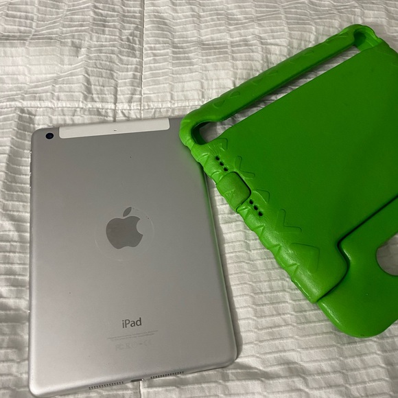 IPad 4 - Picture 6 of 6